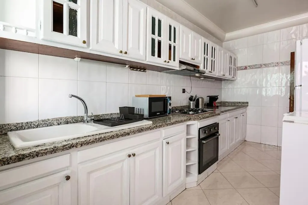 2 Bedrooms Casablanca City Center 0*,