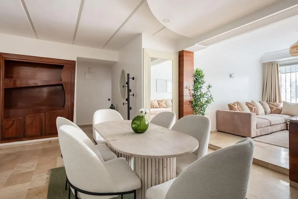 2 Bedrooms Casablanca City Center